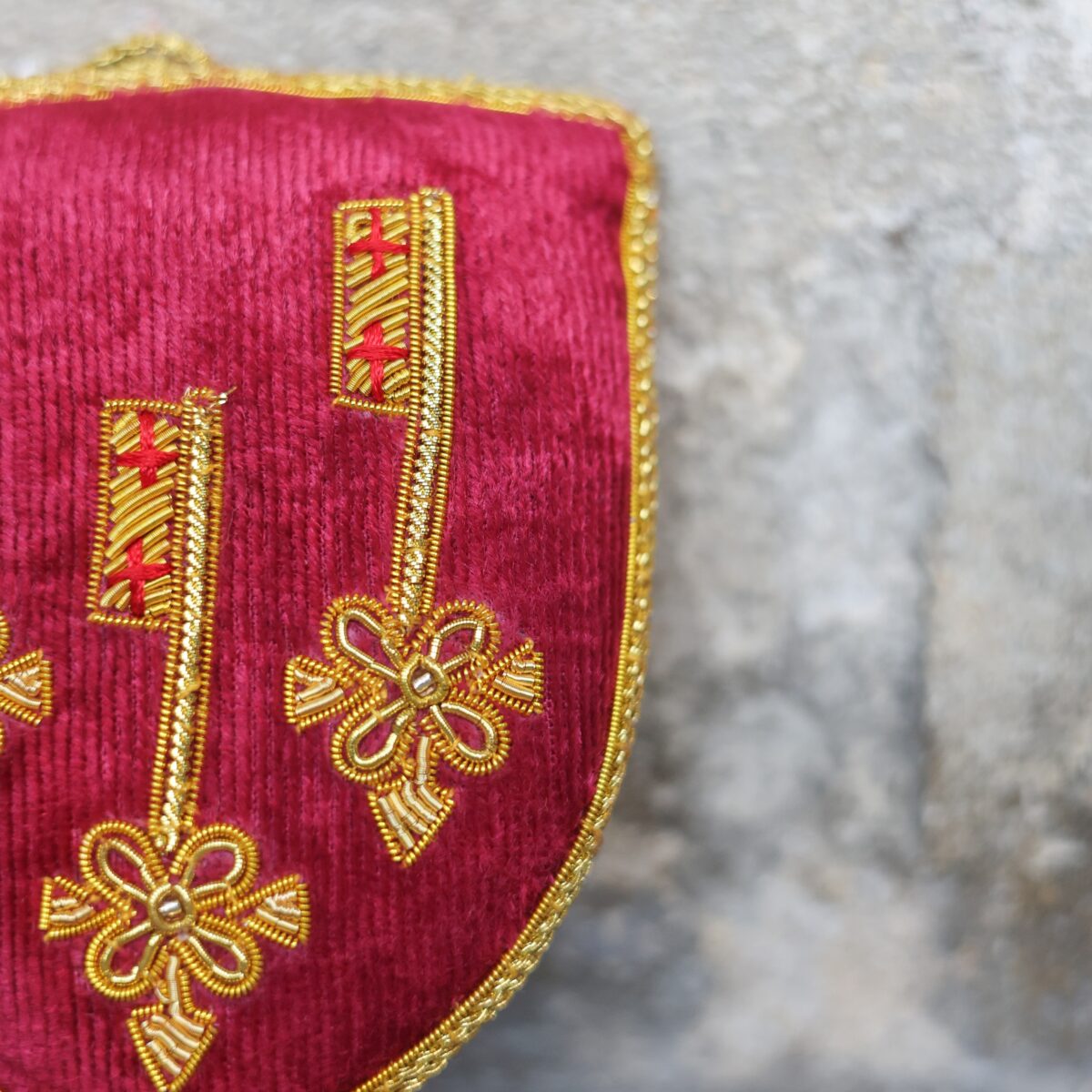 Image of Ely Cathedral Keyshield Hanging Decoration